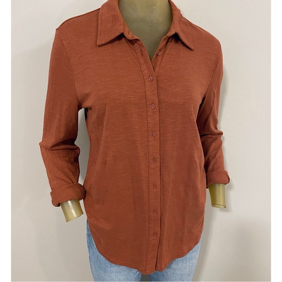 Gap Soft Knitted Shirt in Saddle Brown. Size medium. - Picture 15 of 16